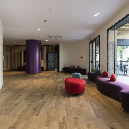 California Aparthotel